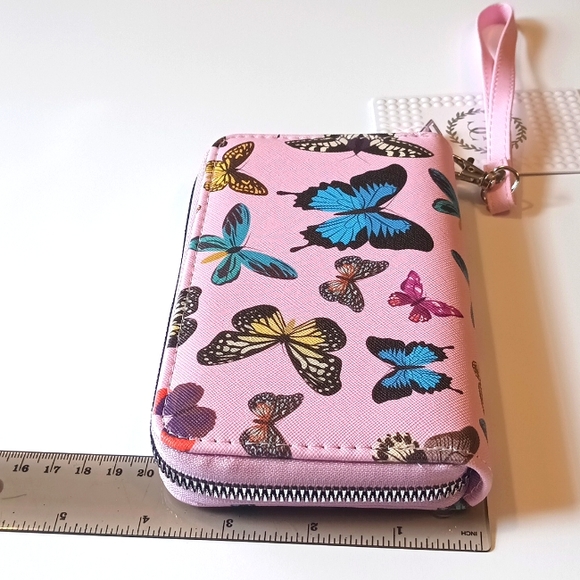 Butterflies pink wristlet wallet 4 × 6. 5 zip around womens wallet - Picture 3 of 7